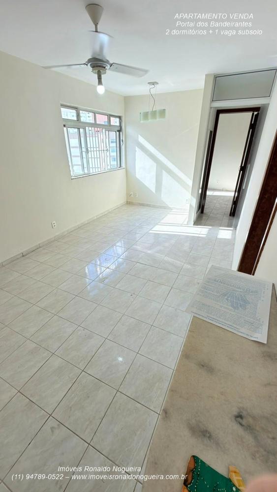 Apartamento 2 Dormitórios - Portal Dos Bandeirantes