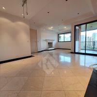 Apartamento a venda em São Paulo em Morumbi