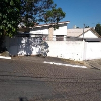 Venda de Casa Trrea em Campo Belo em So Paulo-SP